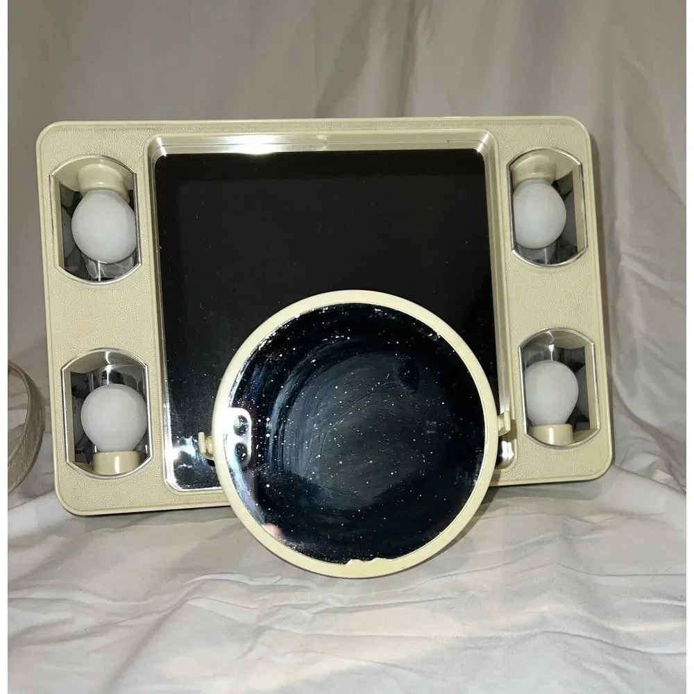 Femme-Lite Traveler Vintage Light Up Electric‎ Make Up Beauty Mirror W/Case Rare